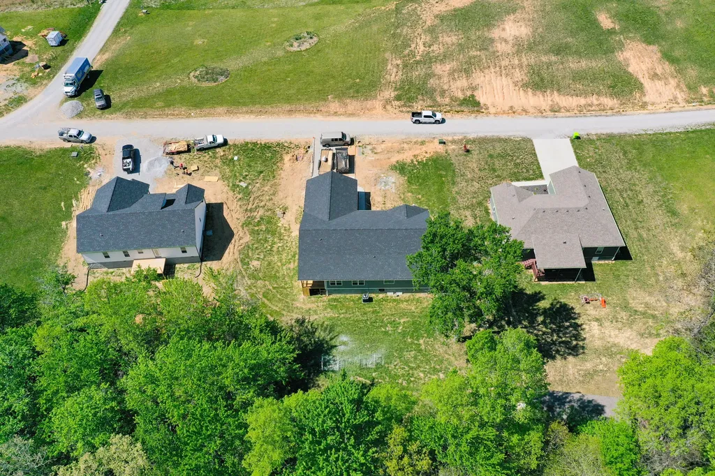 170 Laredo Drive London KY 40741