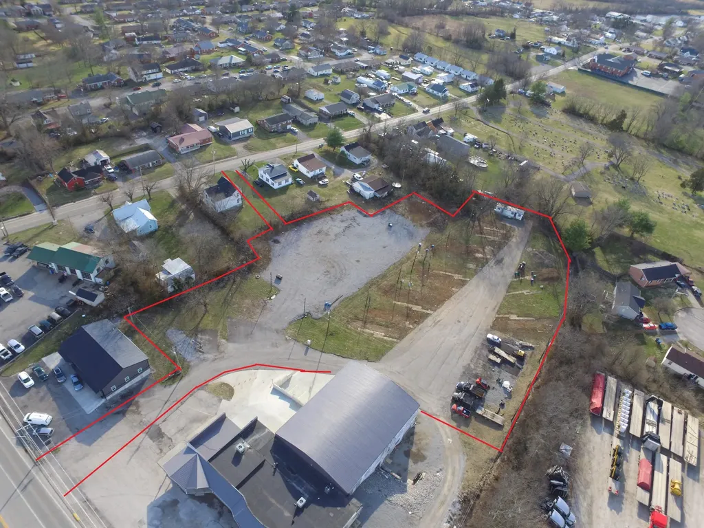 544 N College Street Harrodsburg KY 40330