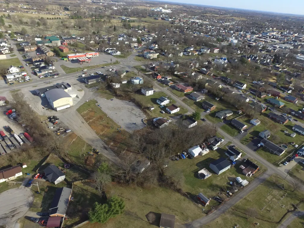 544 N College Street Harrodsburg KY 40330