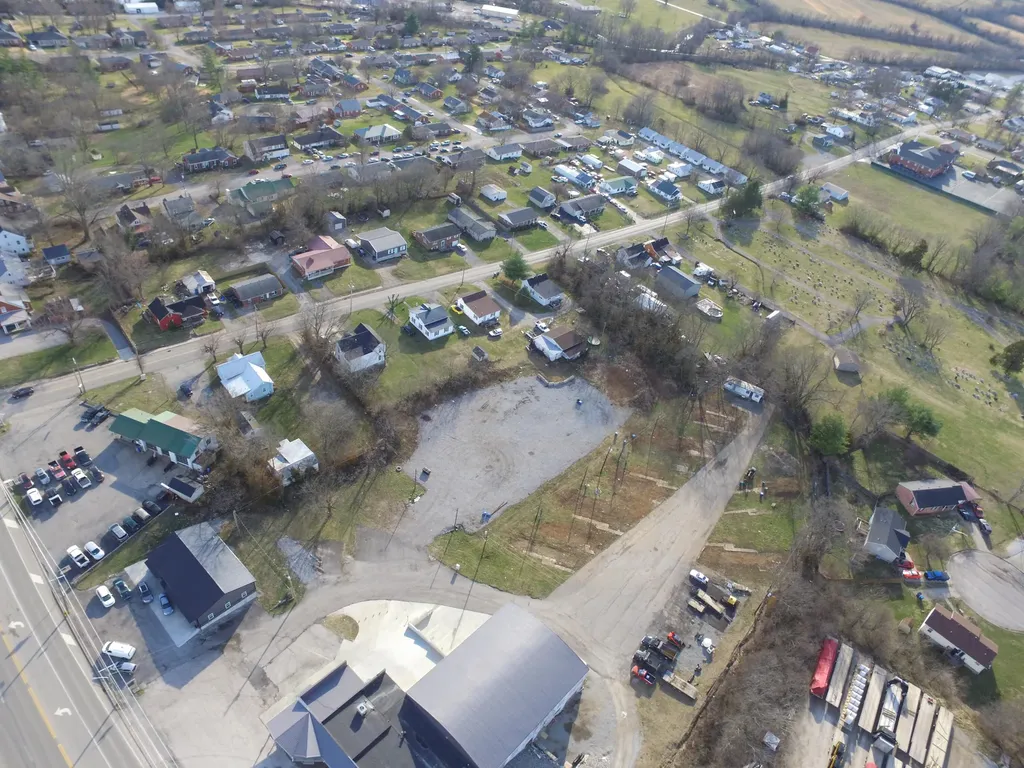 544 N College Street Harrodsburg KY 40330