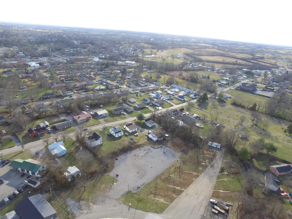 544 N College Street Harrodsburg KY 40330