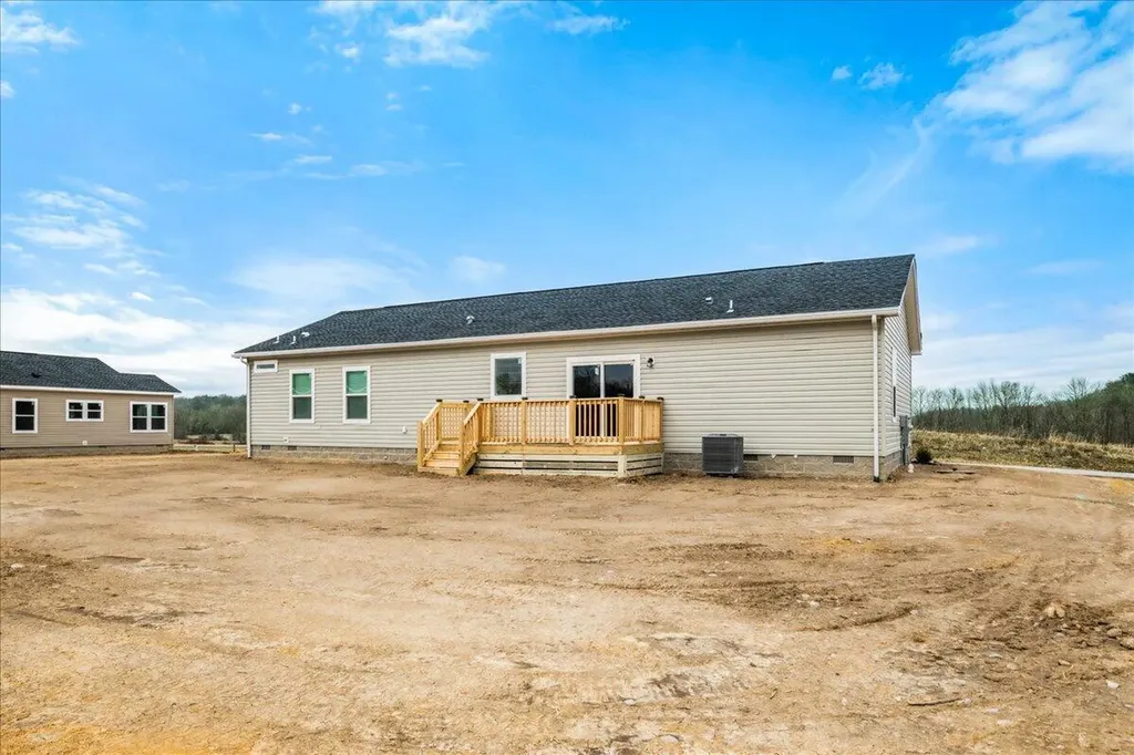 831 Sam Black Road London KY 40741