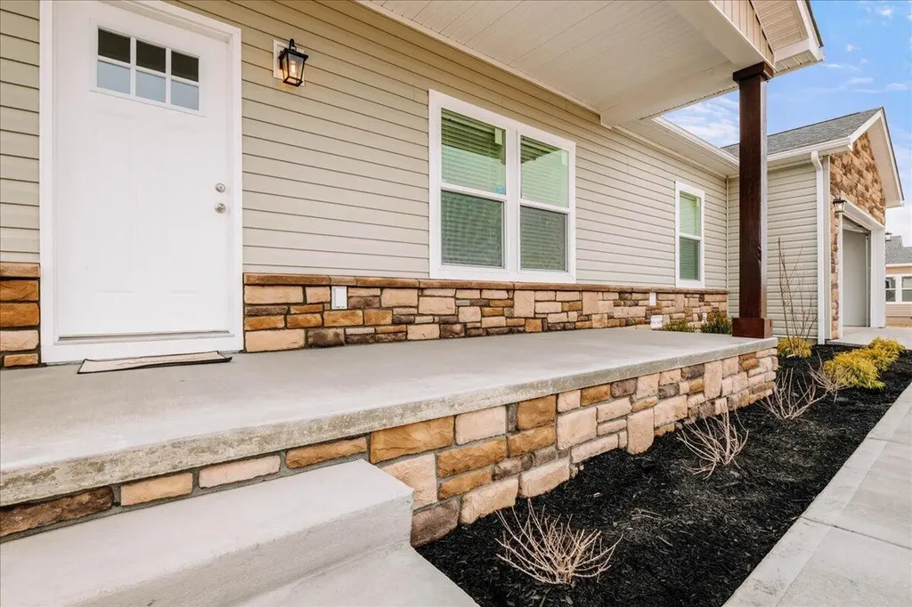 831 Sam Black Road London KY 40741
