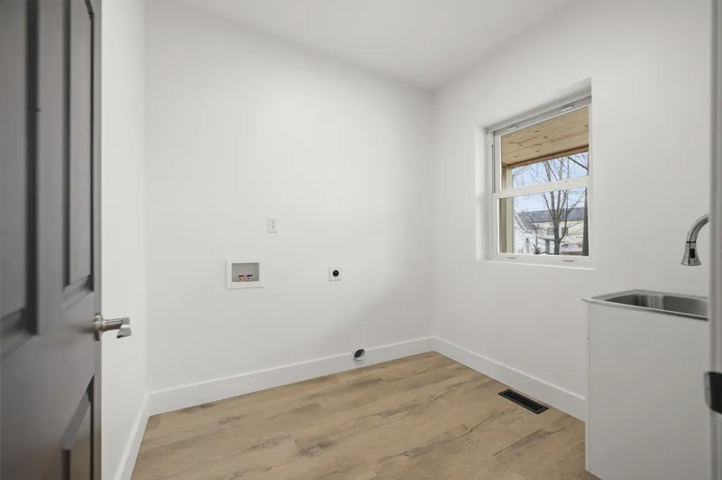 238 Rand Avenue Lexington KY 40508