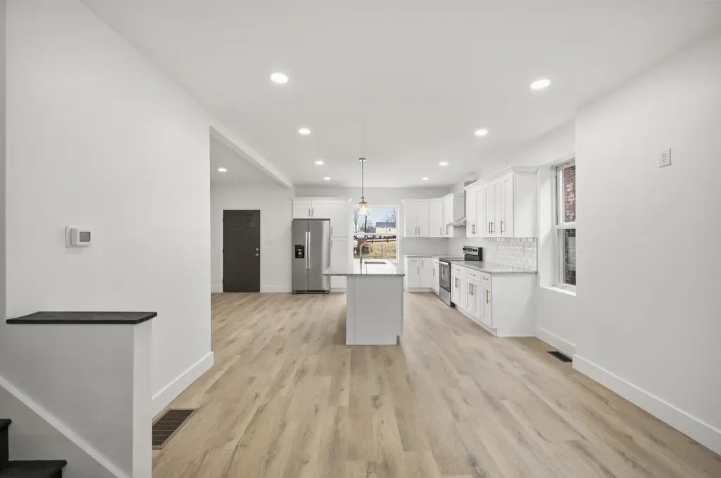 238 Rand Avenue Lexington KY 40508