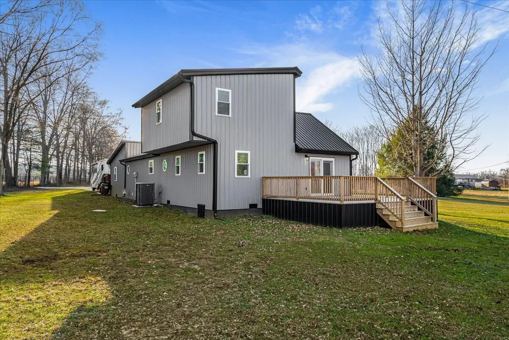 105 Karin Drive Stanton KY 40380