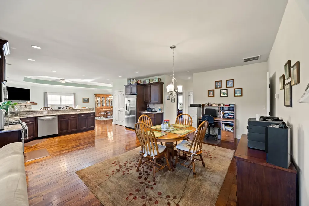 160 Shermans Crescent Versailles KY 40383
