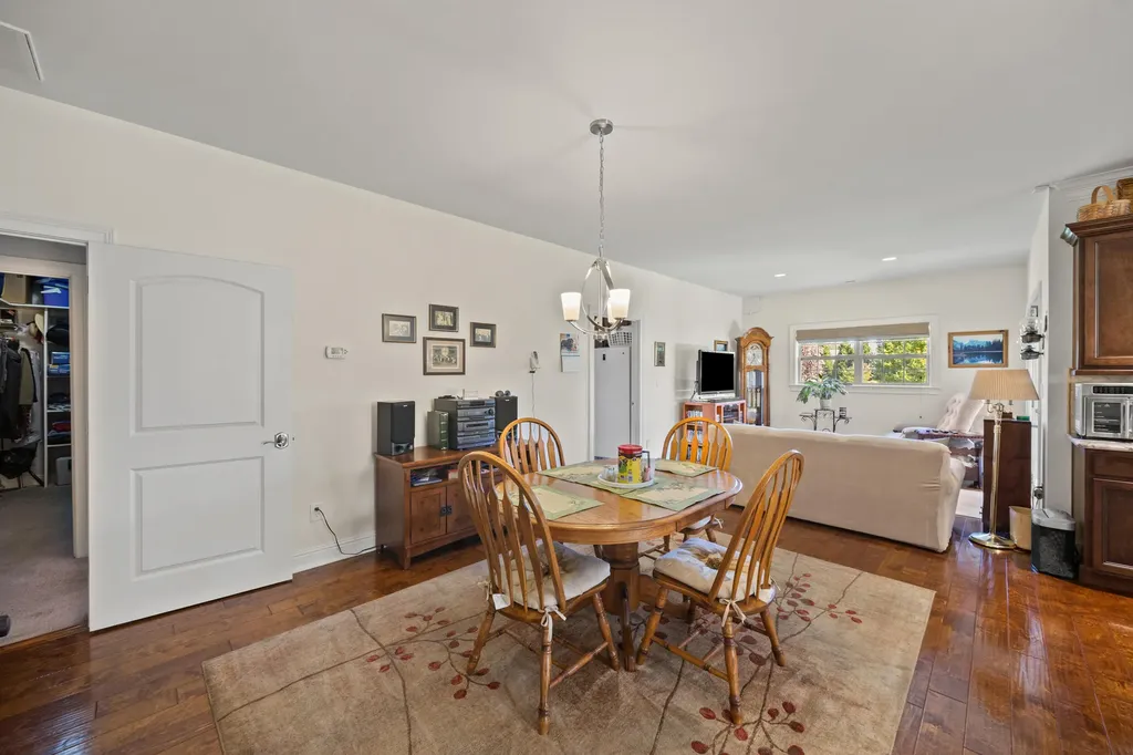 160 Shermans Crescent Versailles KY 40383