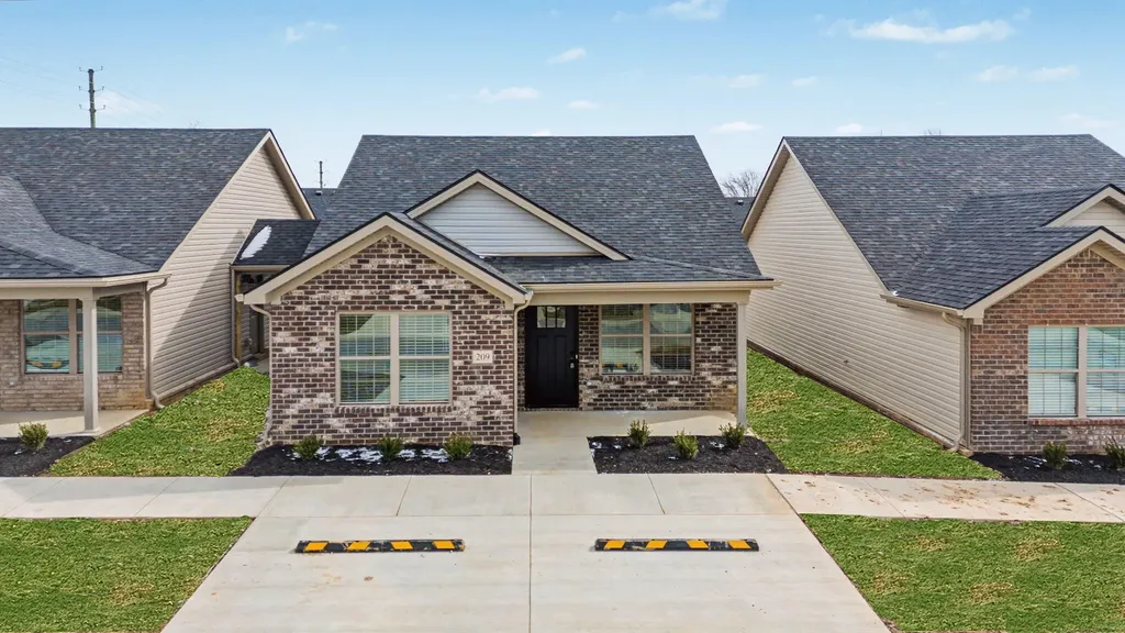 209 Harvest Park Drive Berea KY 40403