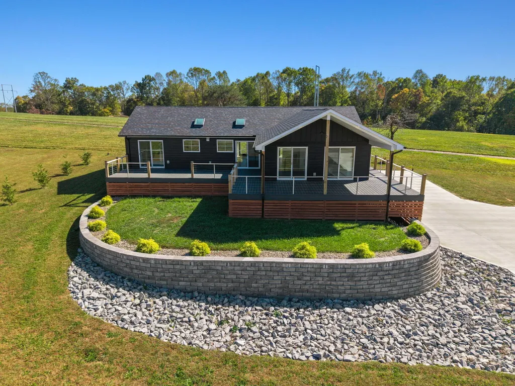 186 Lily Creek Resort Road Jamestown KY 42629