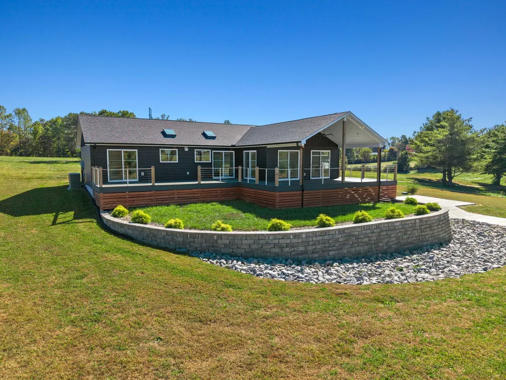 186 Lily Creek Resort Road Jamestown KY 42629