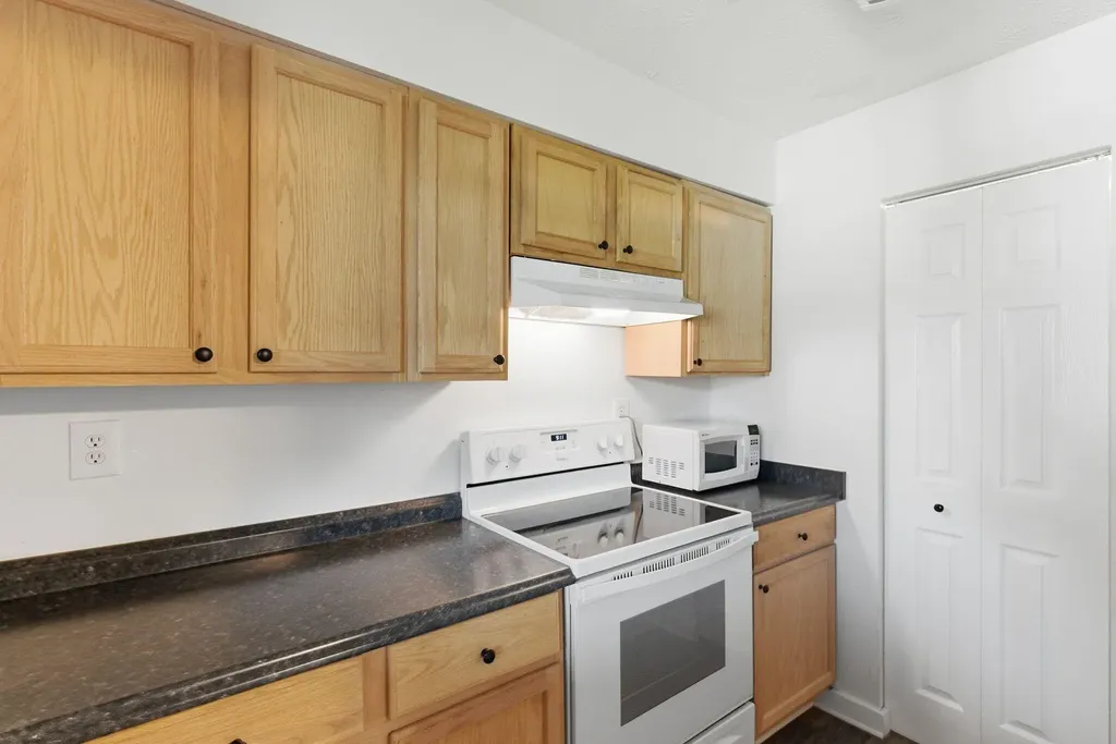 421 Redding Road Lexington KY 40517