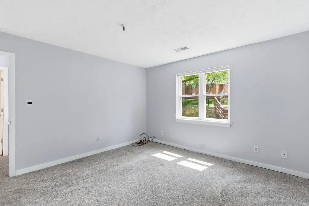 421 Redding Road Lexington KY 40517