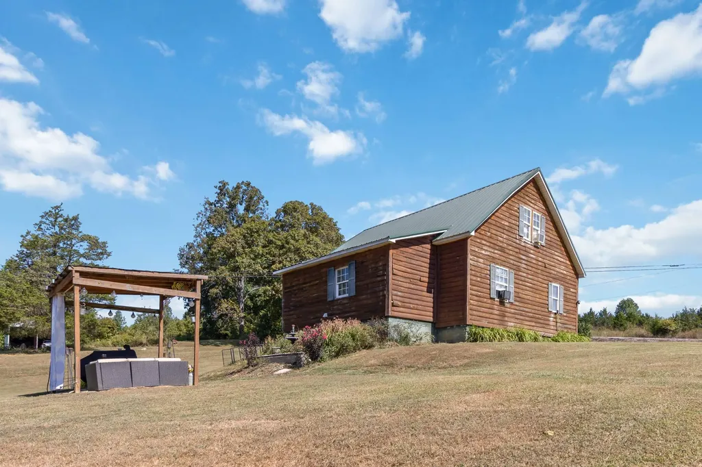 9701 Saloma Road Campbellsville KY 42718