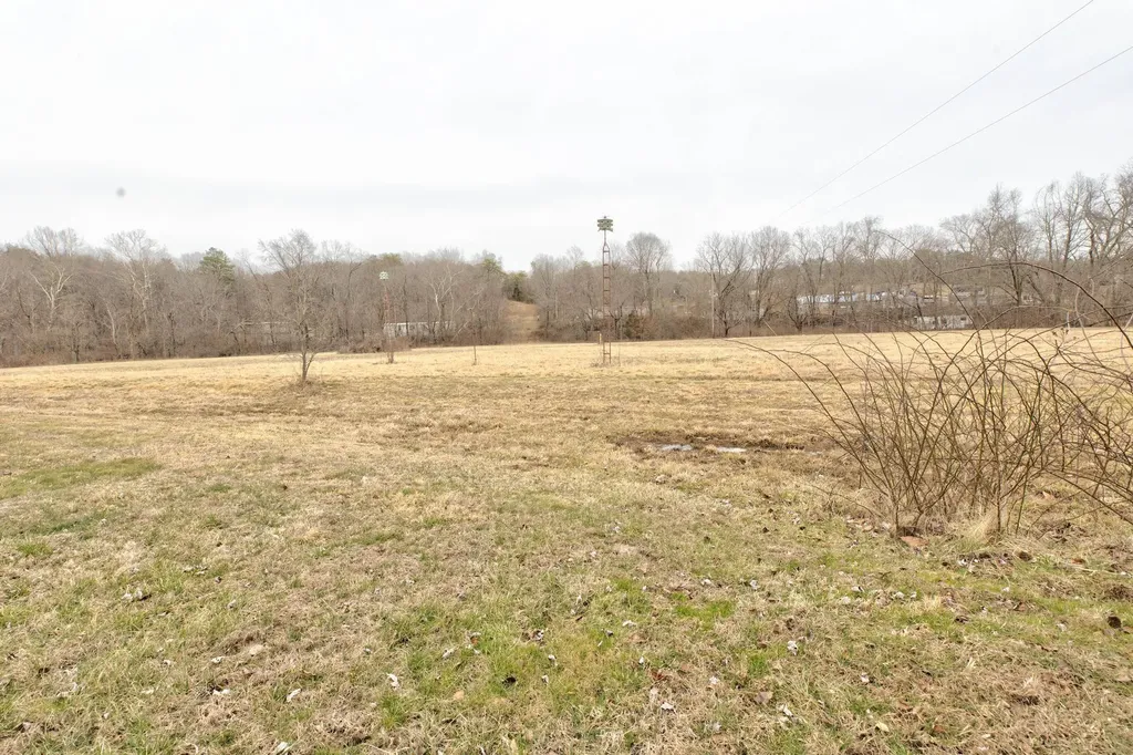 8340 Levee Road Jeffersonville KY 40337