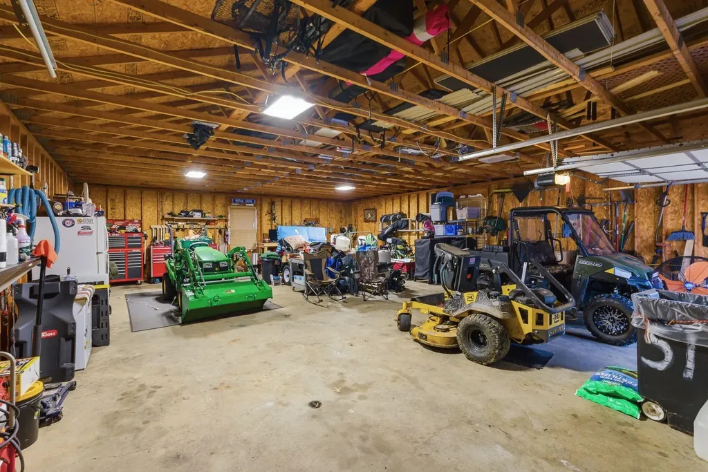 51 Conns Lane Lancaster KY 40444