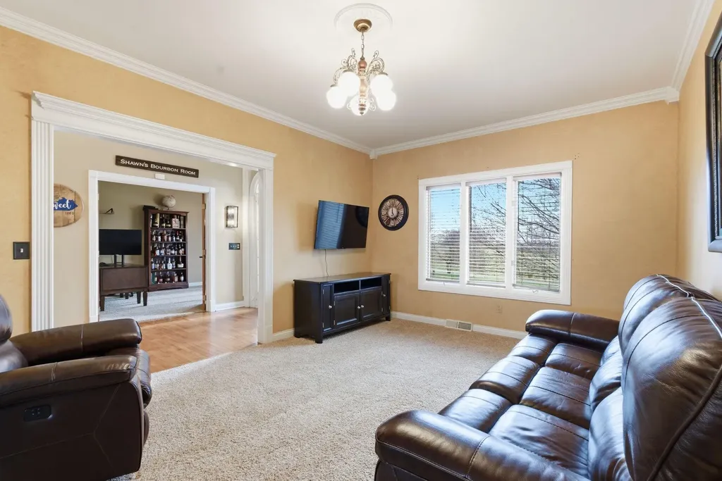 51 Conns Lane Lancaster KY 40444