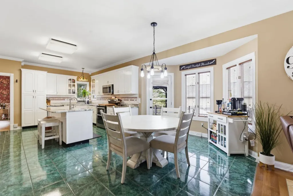 51 Conns Lane Lancaster KY 40444