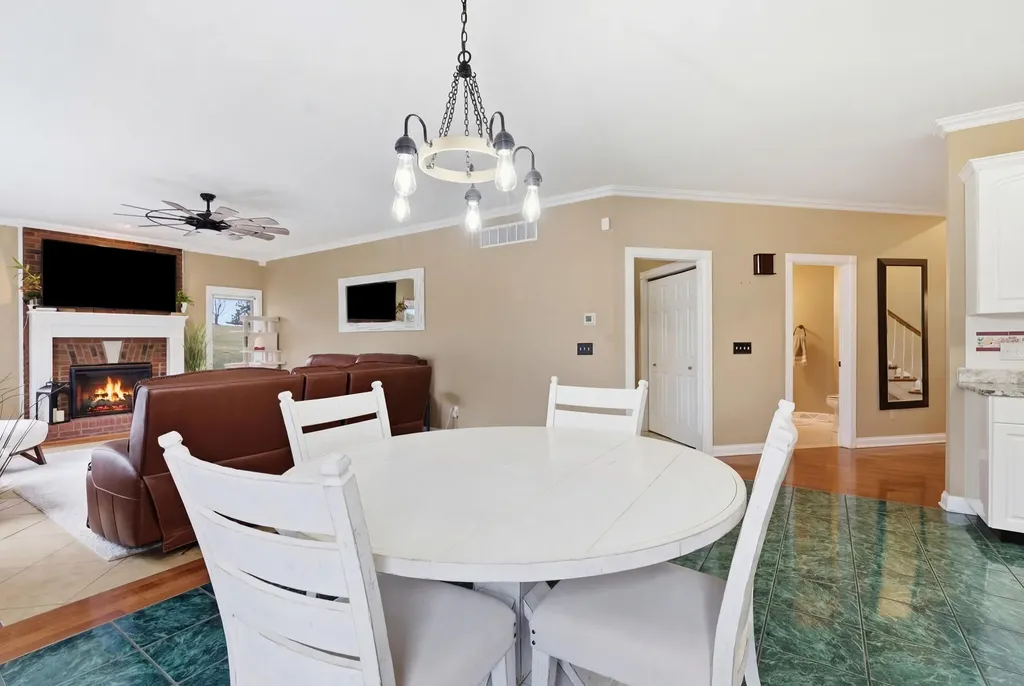 51 Conns Lane Lancaster KY 40444