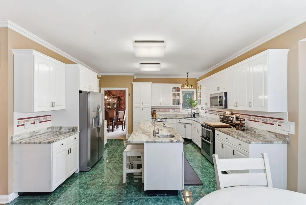 51 Conns Lane Lancaster KY 40444