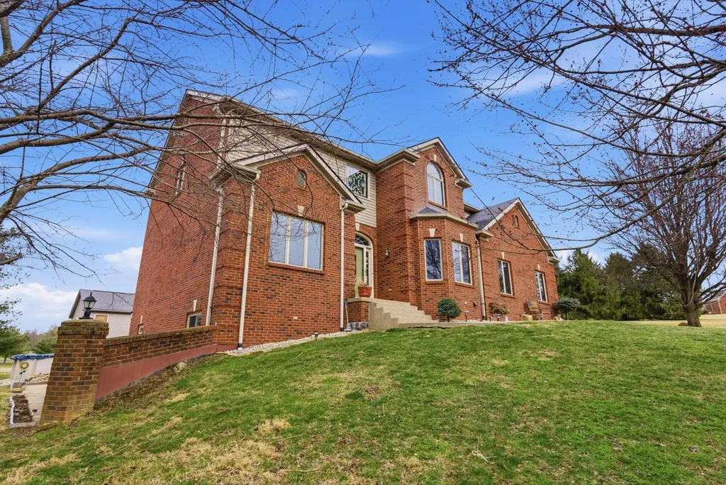 51 Conns Lane Lancaster KY 40444