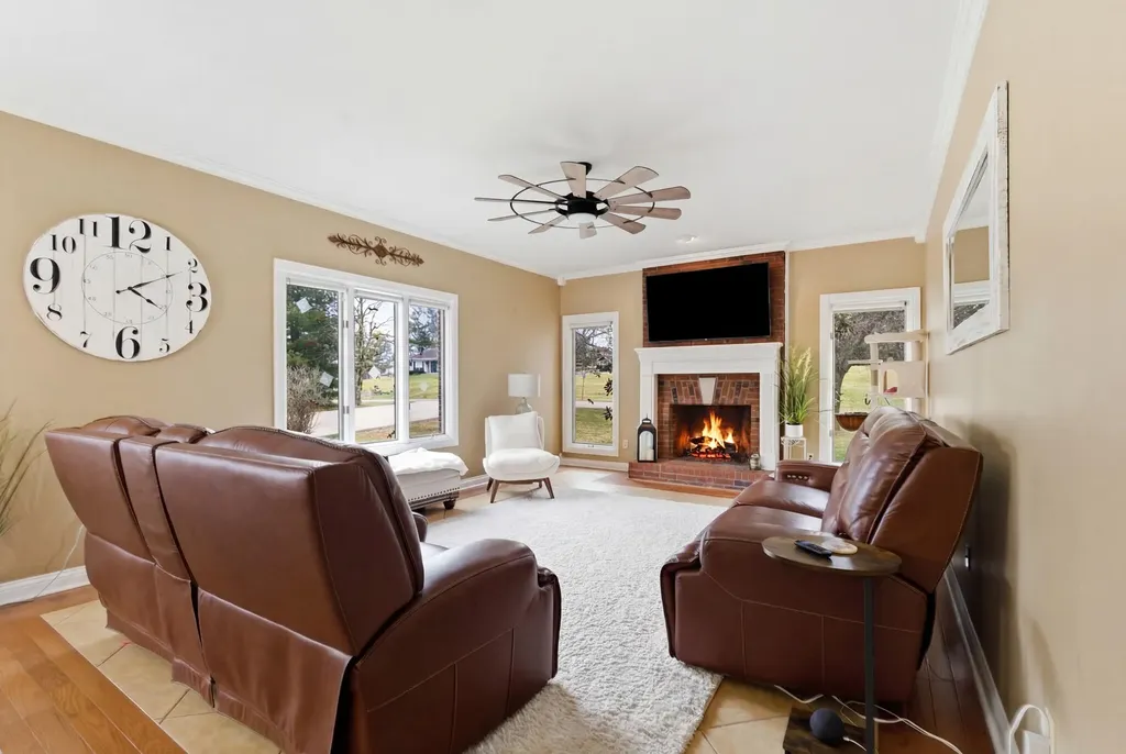 51 Conns Lane Lancaster KY 40444