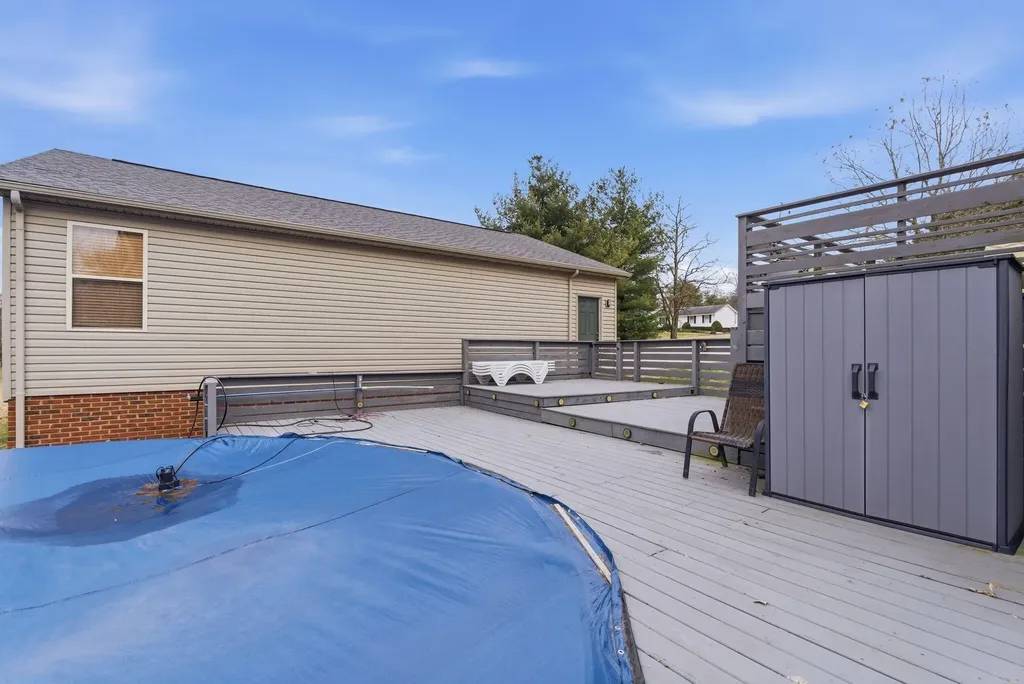 51 Conns Lane Lancaster KY 40444