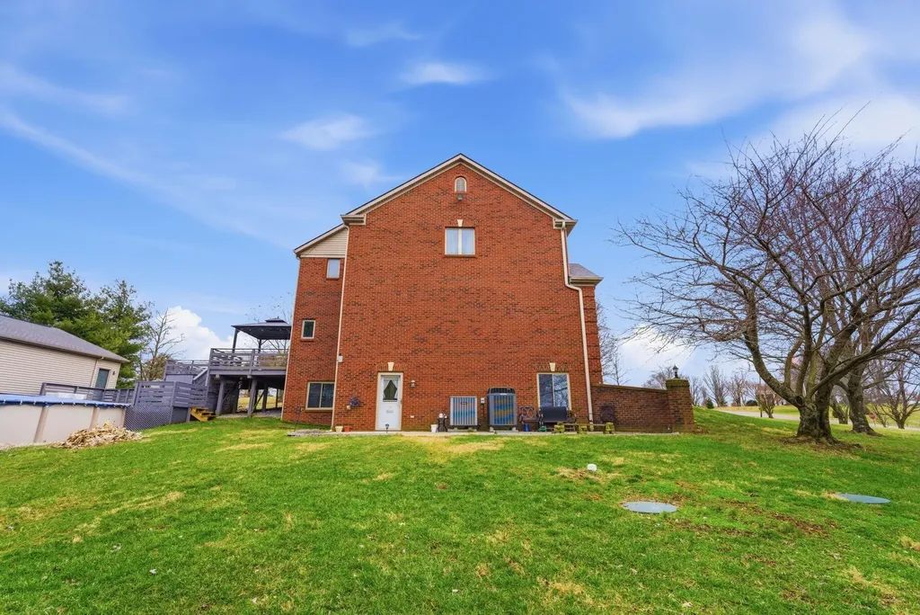 51 Conns Lane Lancaster KY 40444