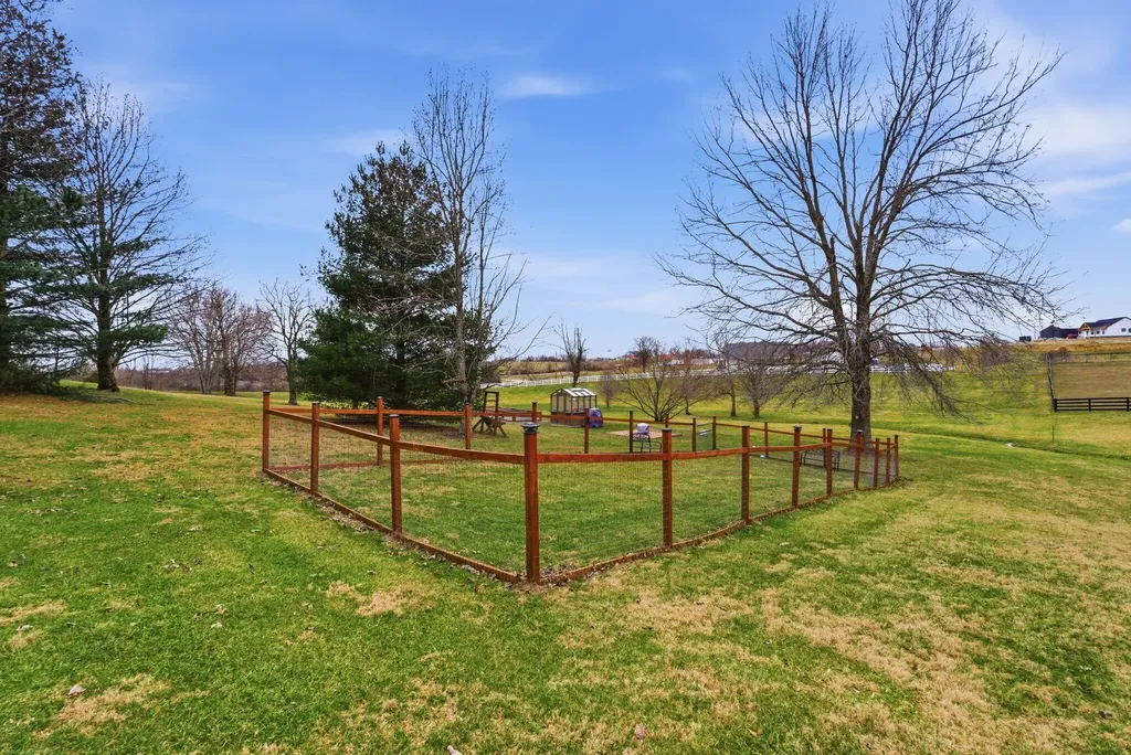 51 Conns Lane Lancaster KY 40444