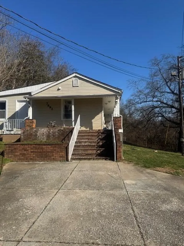 7892 S Highway 27 Burnside KY 42519