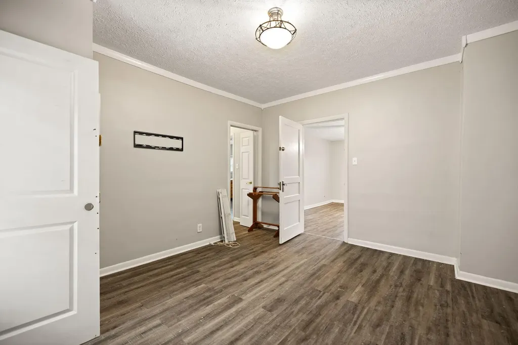 104 Ann Street Irvine KY 40336