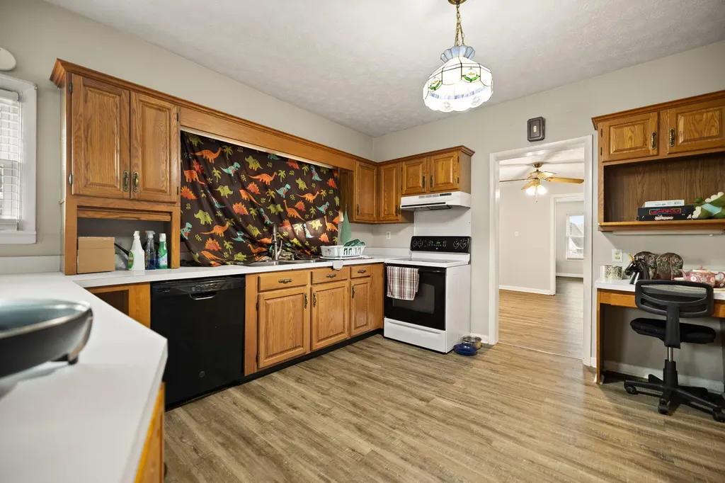 104 Ann Street Irvine KY 40336