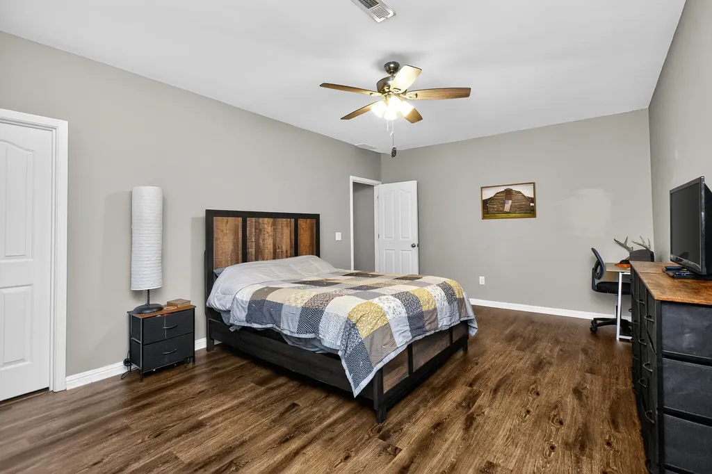 521 Adams Lane Harrodsburg KY 40330