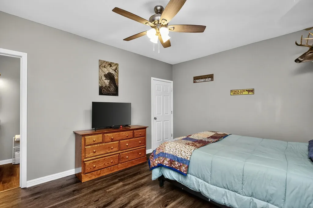 521 Adams Lane Harrodsburg KY 40330