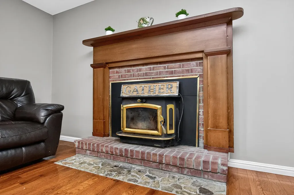 521 Adams Lane Harrodsburg KY 40330