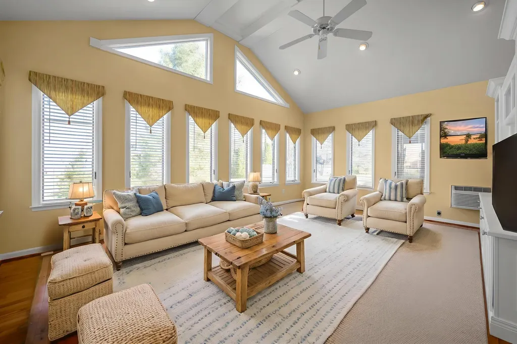647 Gingermill Lane Lexington KY 40509