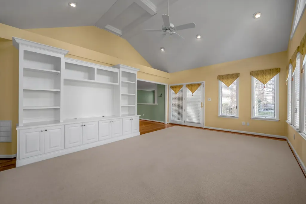 647 Gingermill Lane Lexington KY 40509