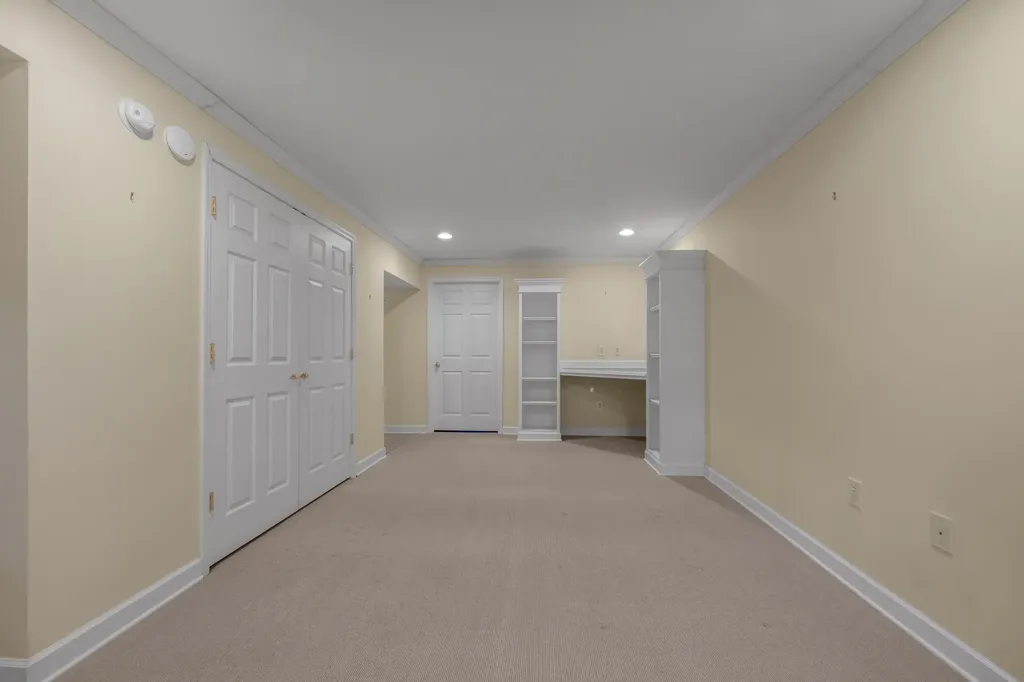 647 Gingermill Lane Lexington KY 40509