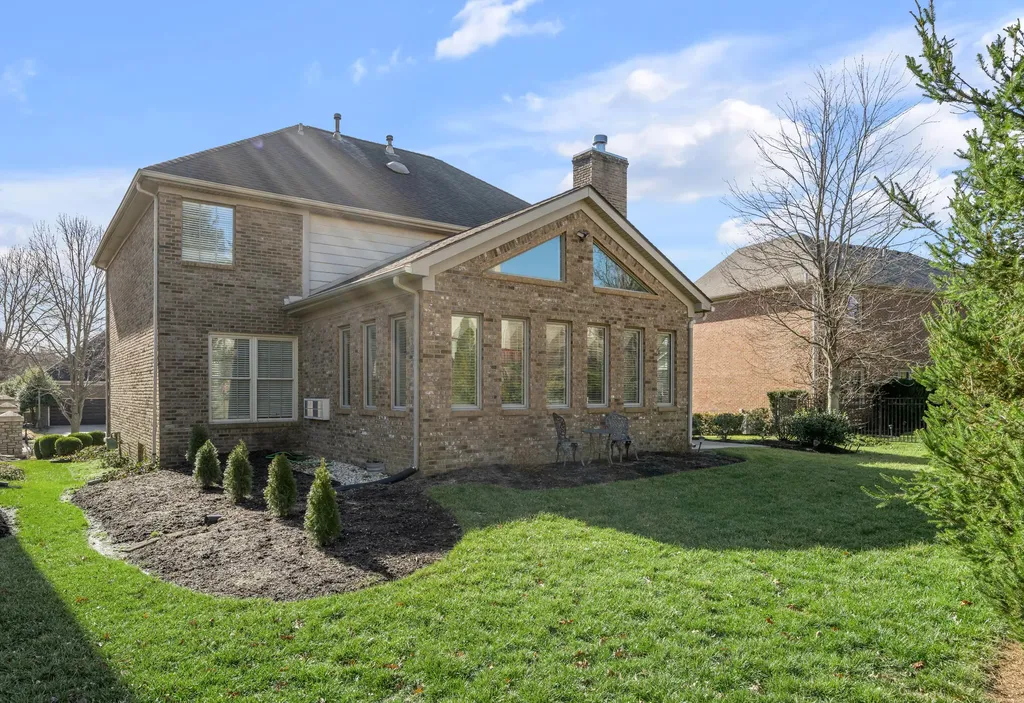 647 Gingermill Lane Lexington KY 40509