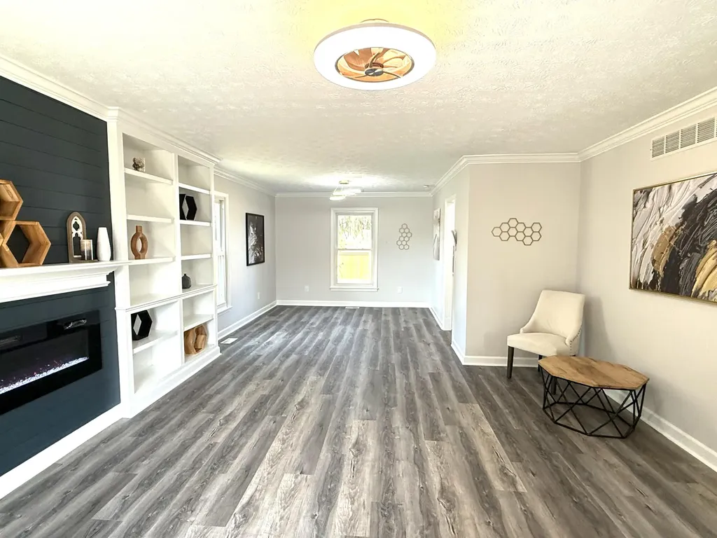 514 Berlin Drive Versailles KY 40383
