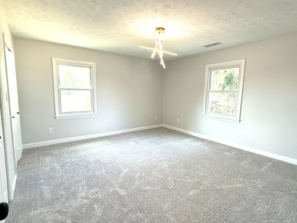 514 Berlin Drive Versailles KY 40383