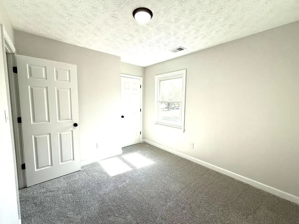 514 Berlin Drive Versailles KY 40383