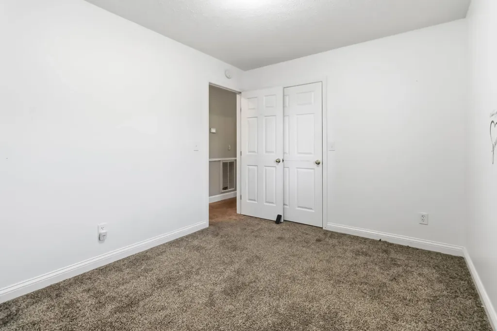 222 Sunrise Landing Road Russell Springs KY 42642