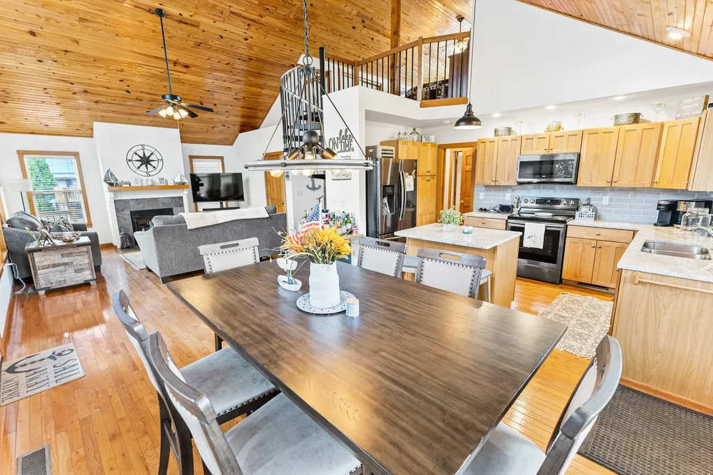 1824 Bridge Hollow Road Somerset KY 42503