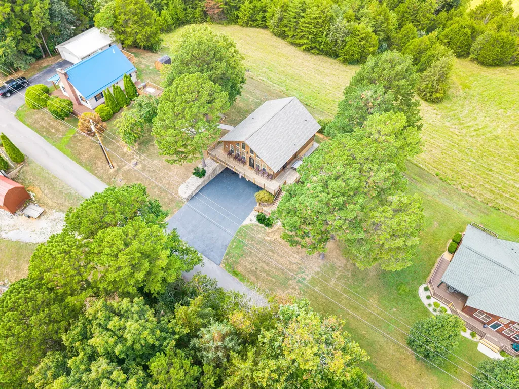 1824 Bridge Hollow Road Somerset KY 42503