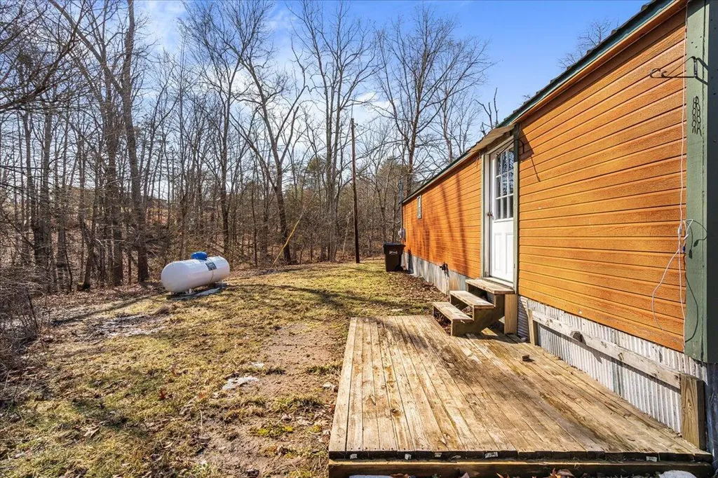 105 Patricia Road Clay City KY 40312