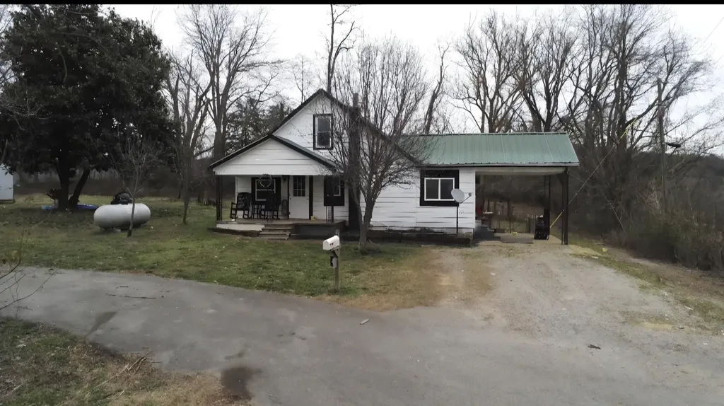 427 Smith Chapel Road Albany KY 42602
