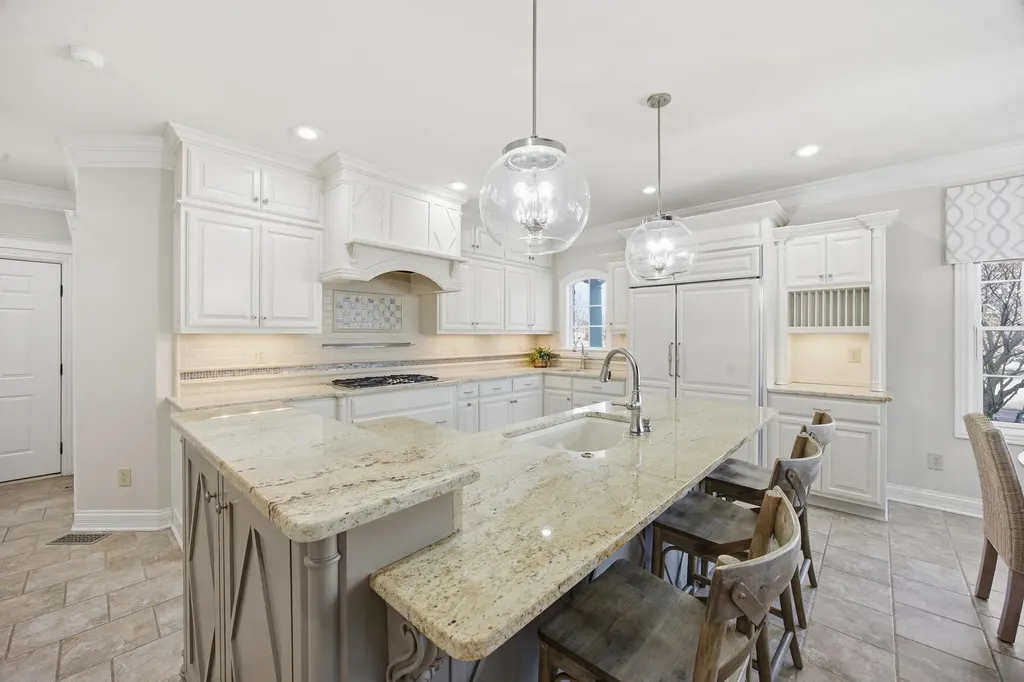 2901 Fairfax Lane Lexington KY 40509