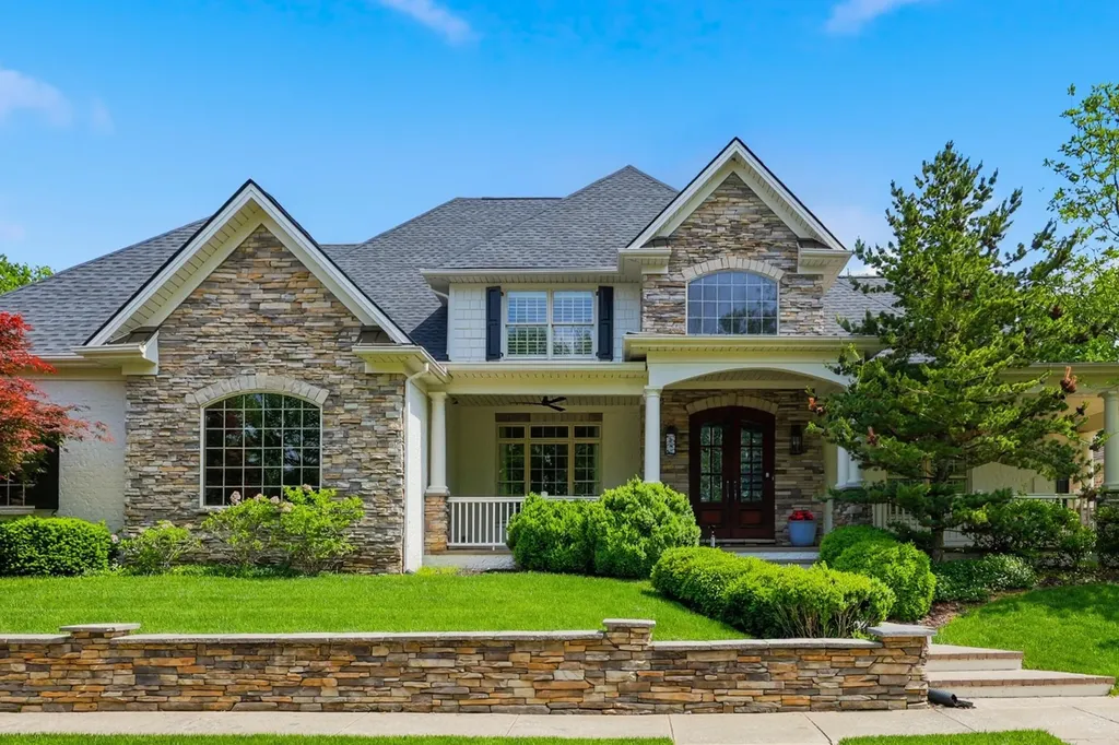 2901 Fairfax Lane Lexington KY 40509