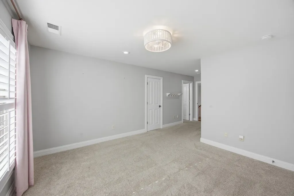 2901 Fairfax Lane Lexington KY 40509